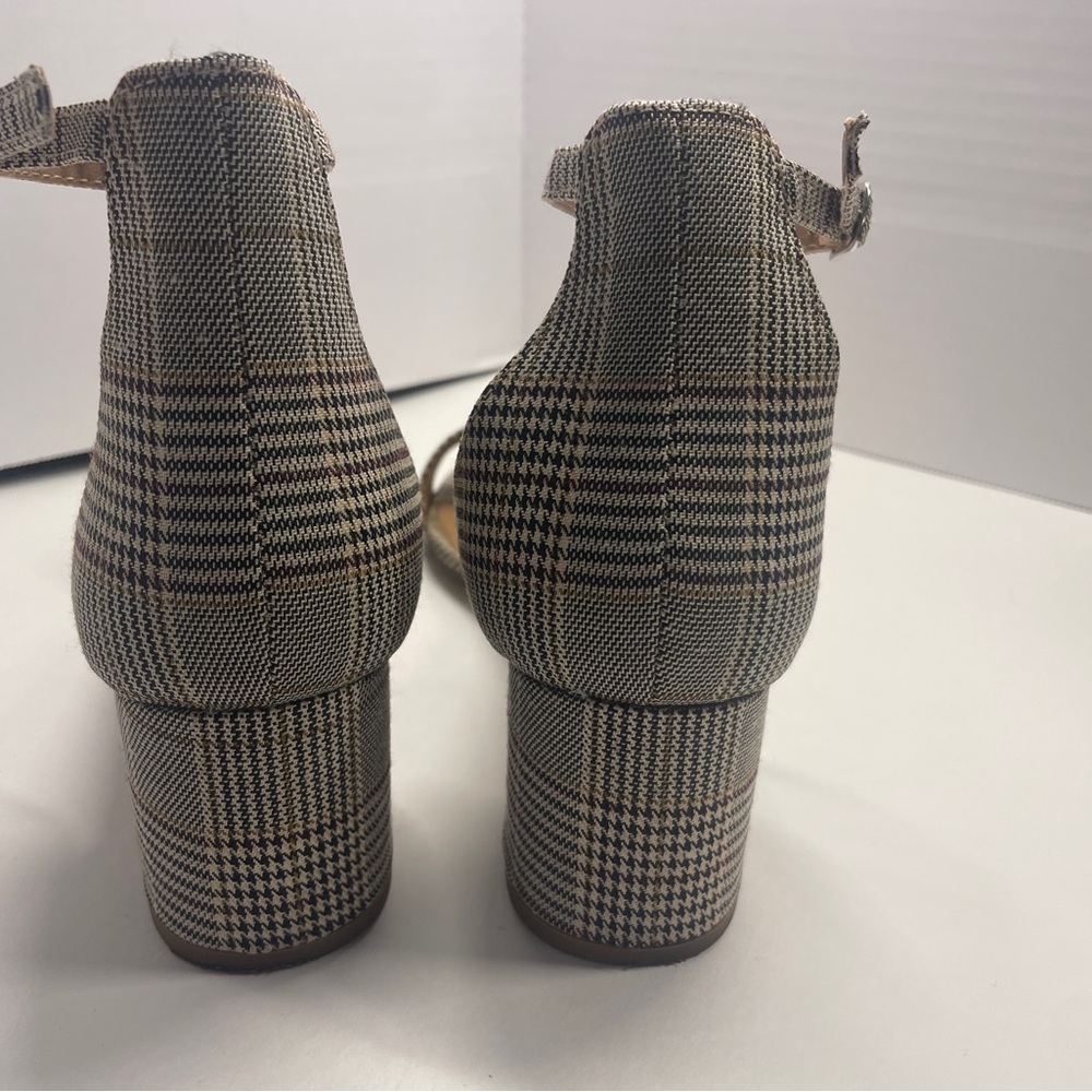 Steve Madden Missy Ankle Strap Heels Size 10 - Picture 3 of 6
